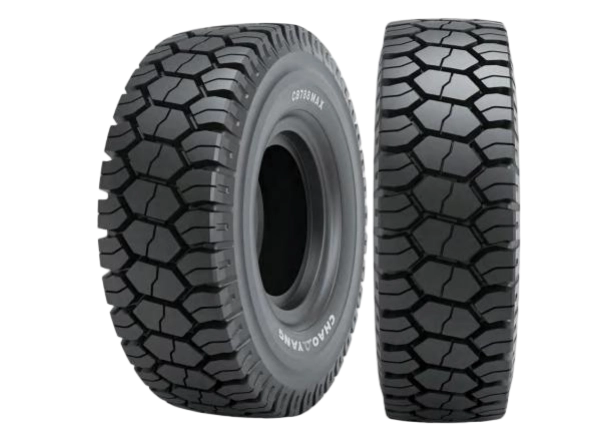 Advance Mining utilise OTR, pneu bâbord, OTR radial (1800-25, 26.5R25, 2700R49)